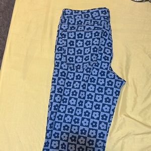 Low rises bell bottom